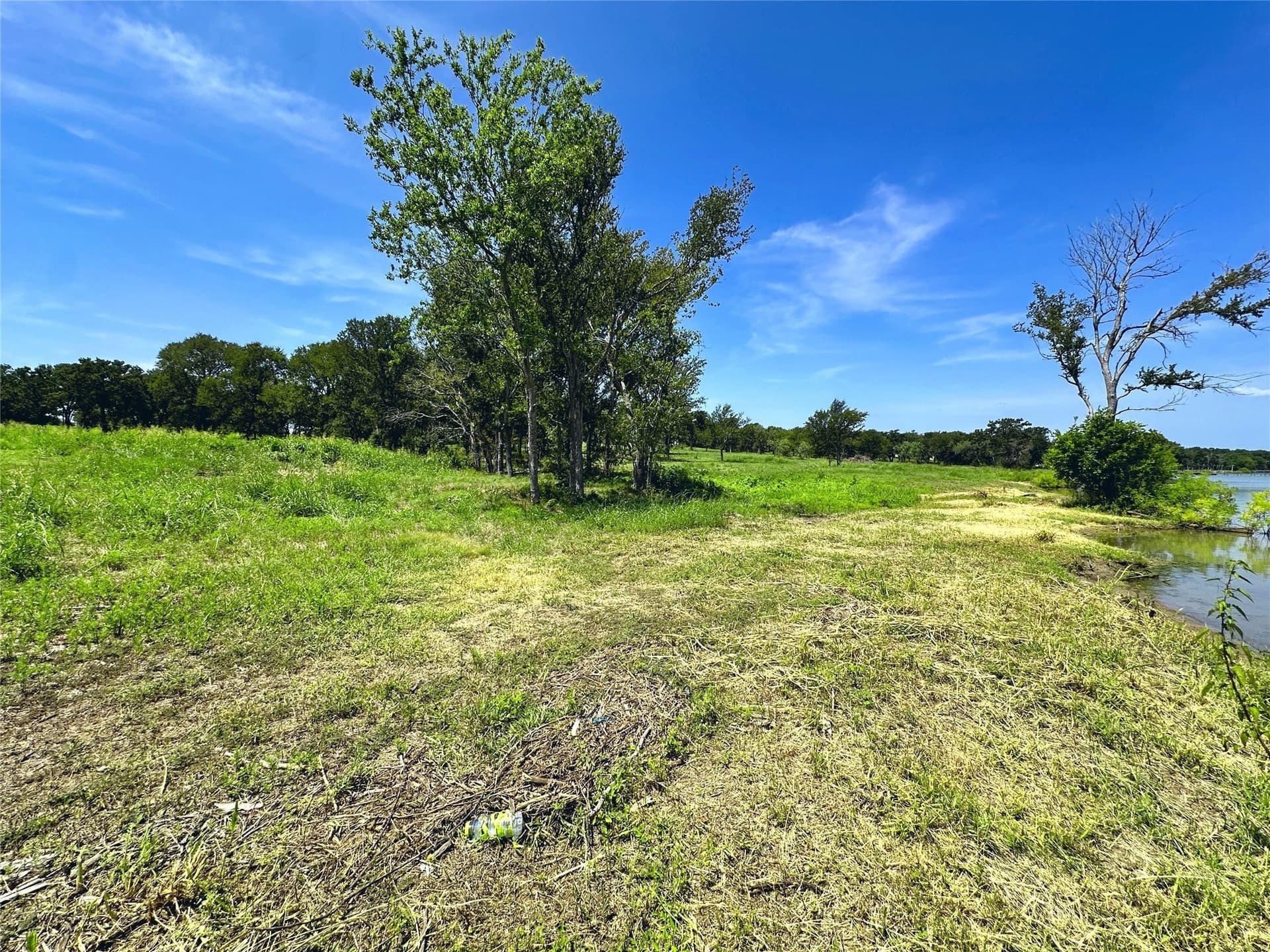 1.02 acres in Navarro County - photo 21