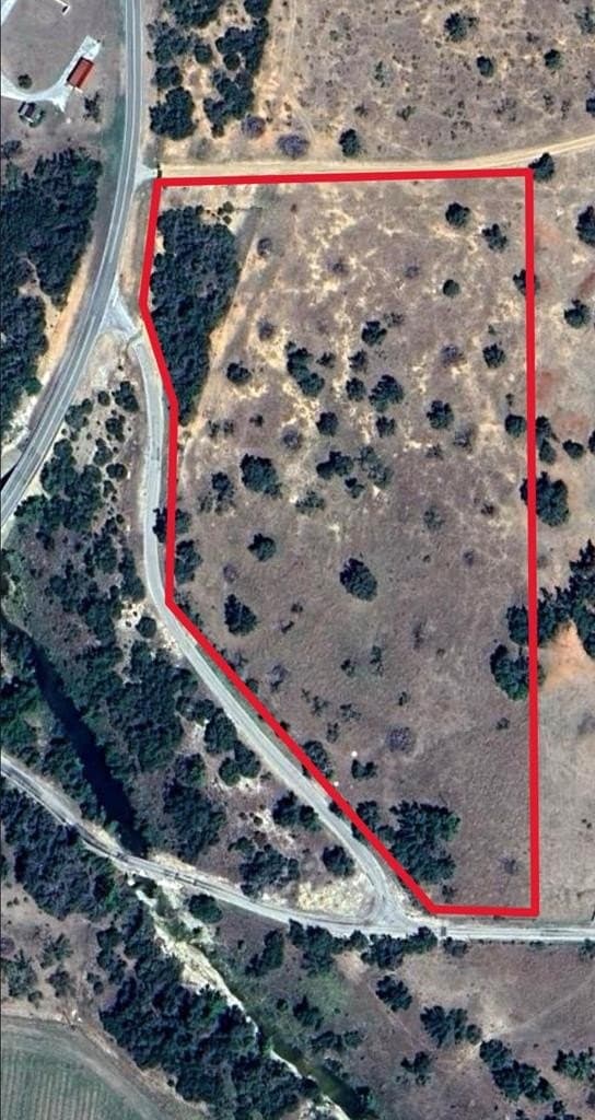 10.1 acres in Gillespie County