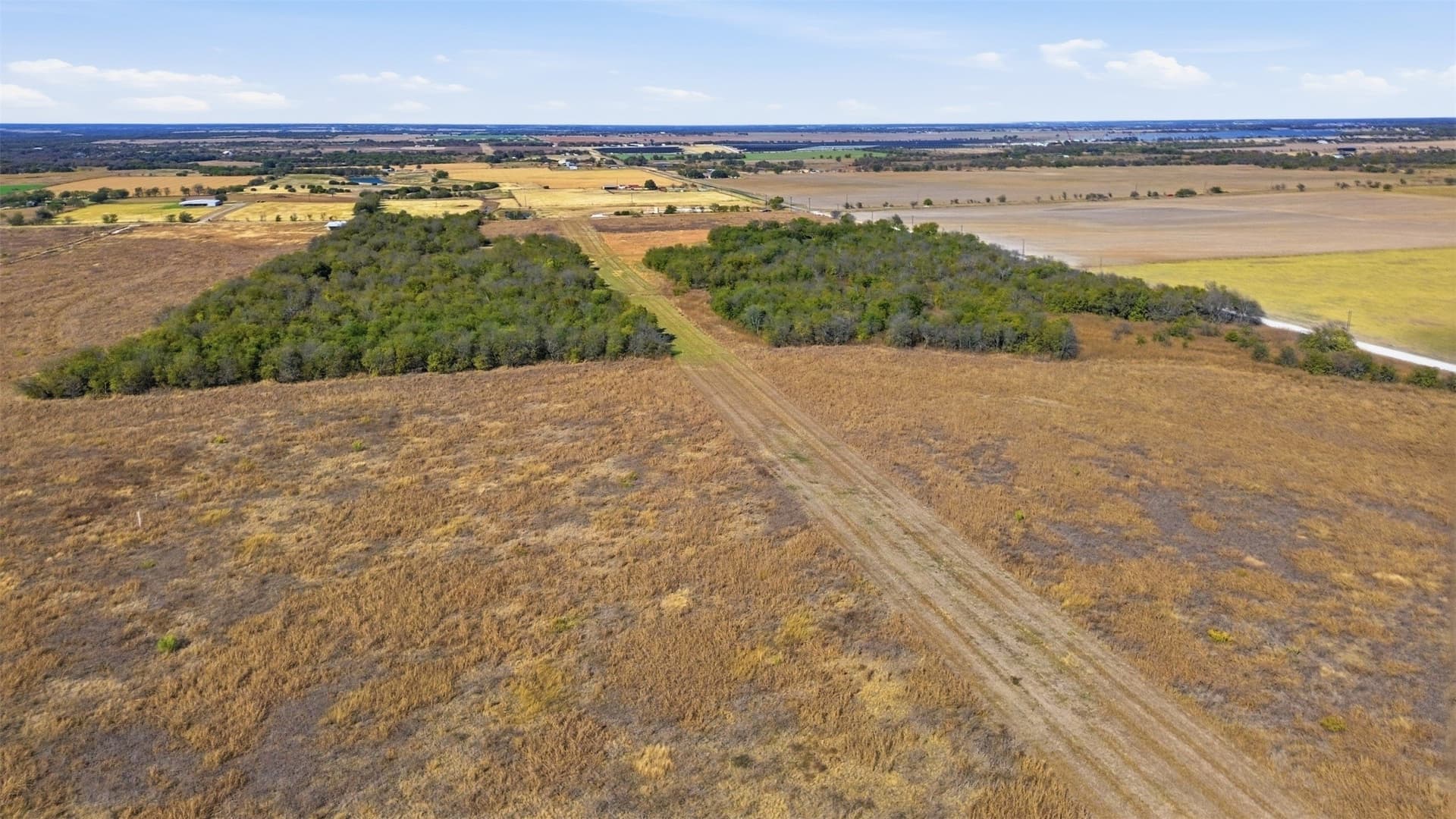 10.01 acres in Hill County gallery image 4