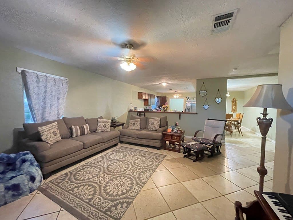 22,707 acres in Maverick County gallery image 2