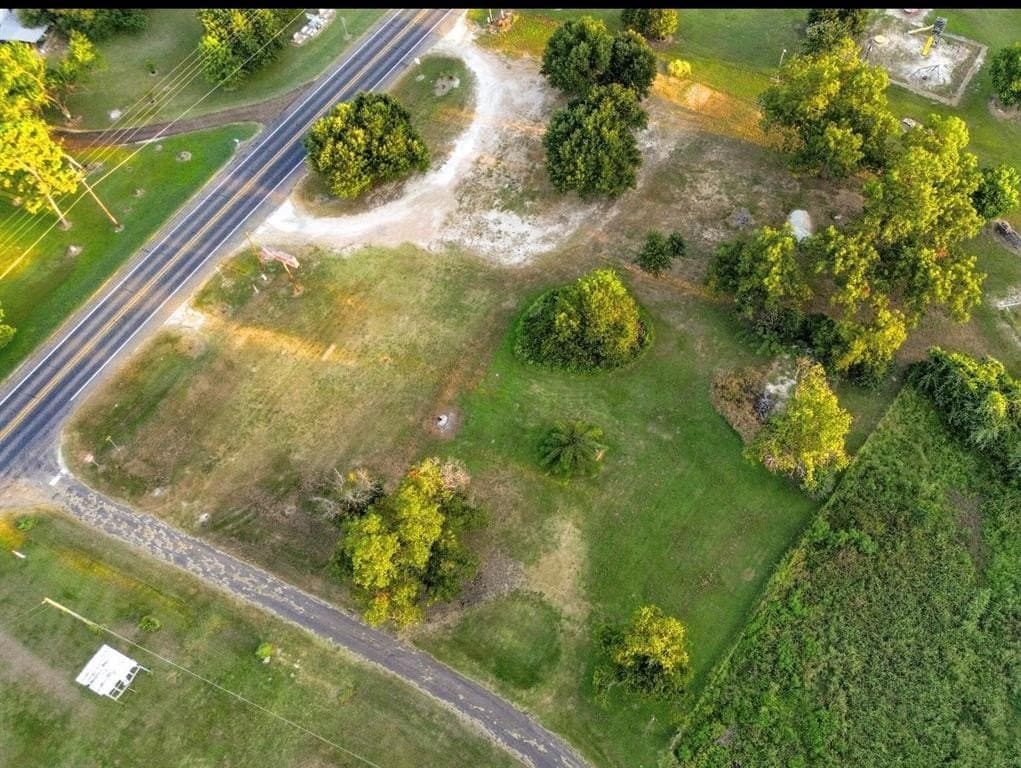 0.92 acres in Robertson County featured view