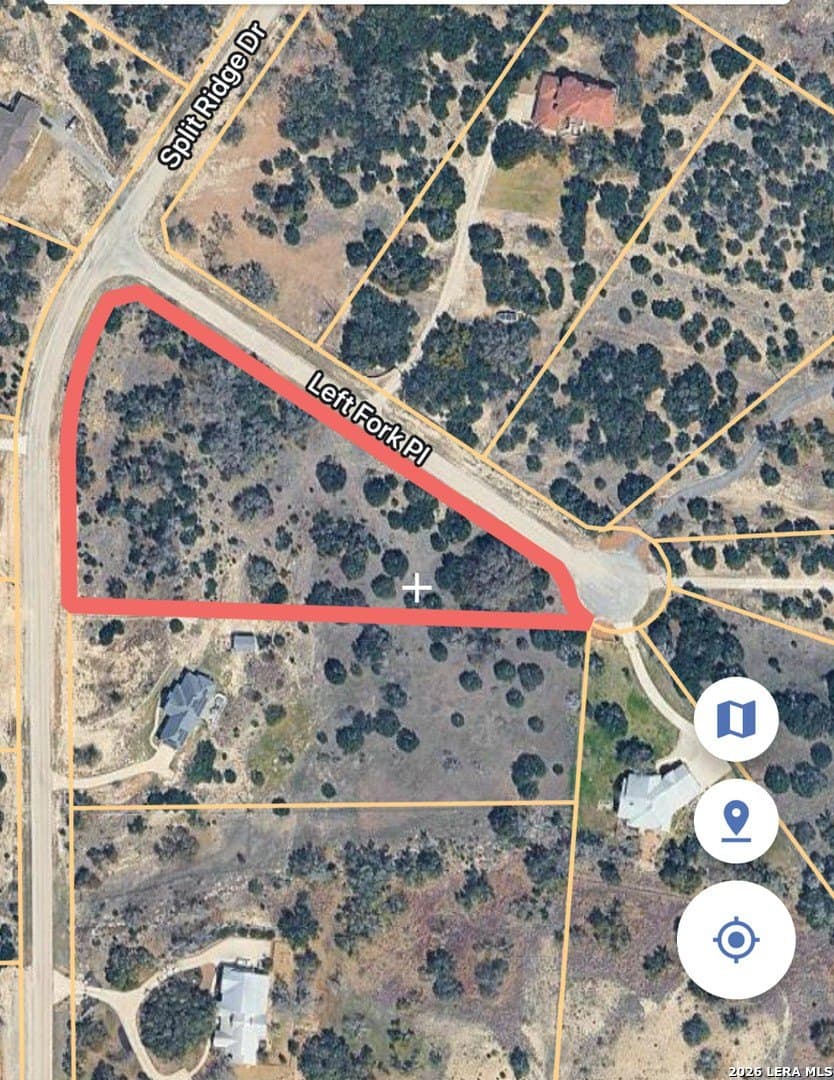 3.05 acres in Comal County gallery image 2