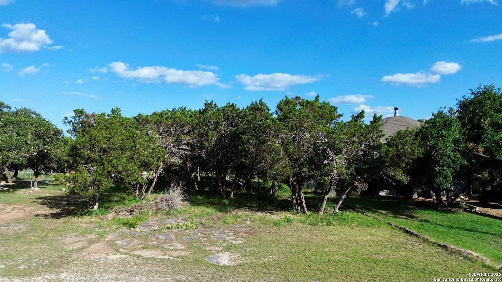 0.32 acres in Comal County - photo 6