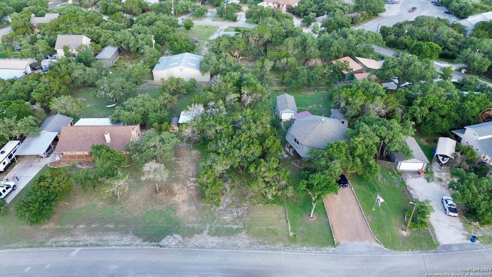 0.32 acres in Comal County - photo 7