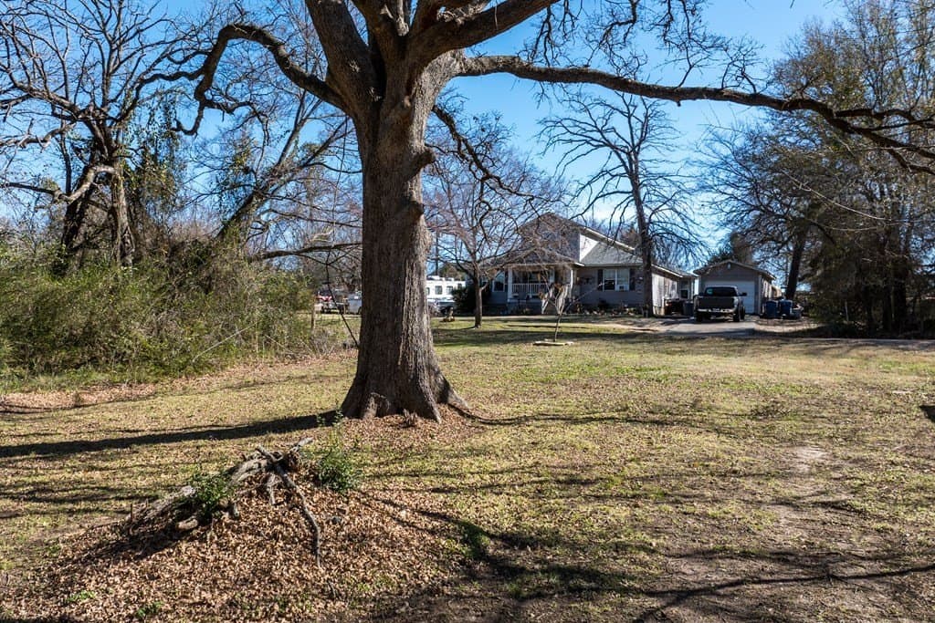 0.19 acres in Henderson County gallery image 4