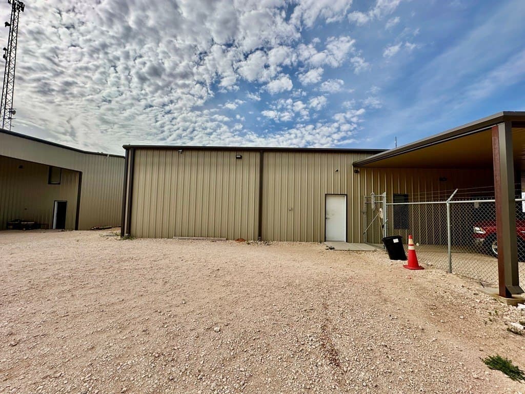 2.28 acres in Gaines County - photo 8