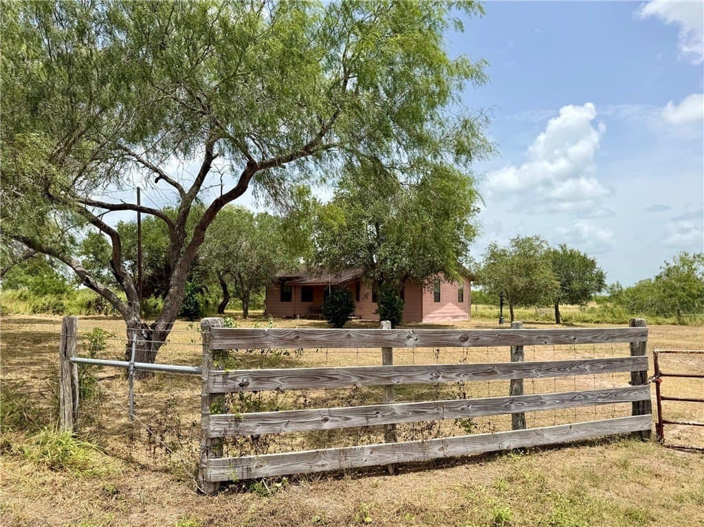 20.01 acres in Kleberg County - photo 19