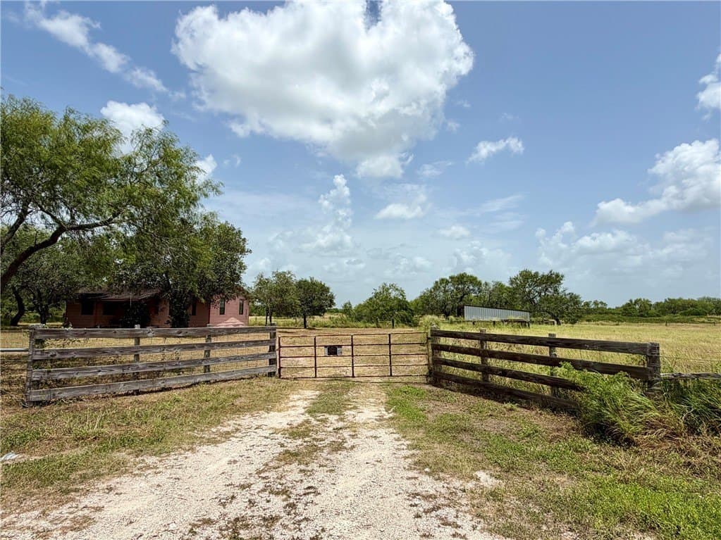 20.01 acres in Kleberg County - photo 16