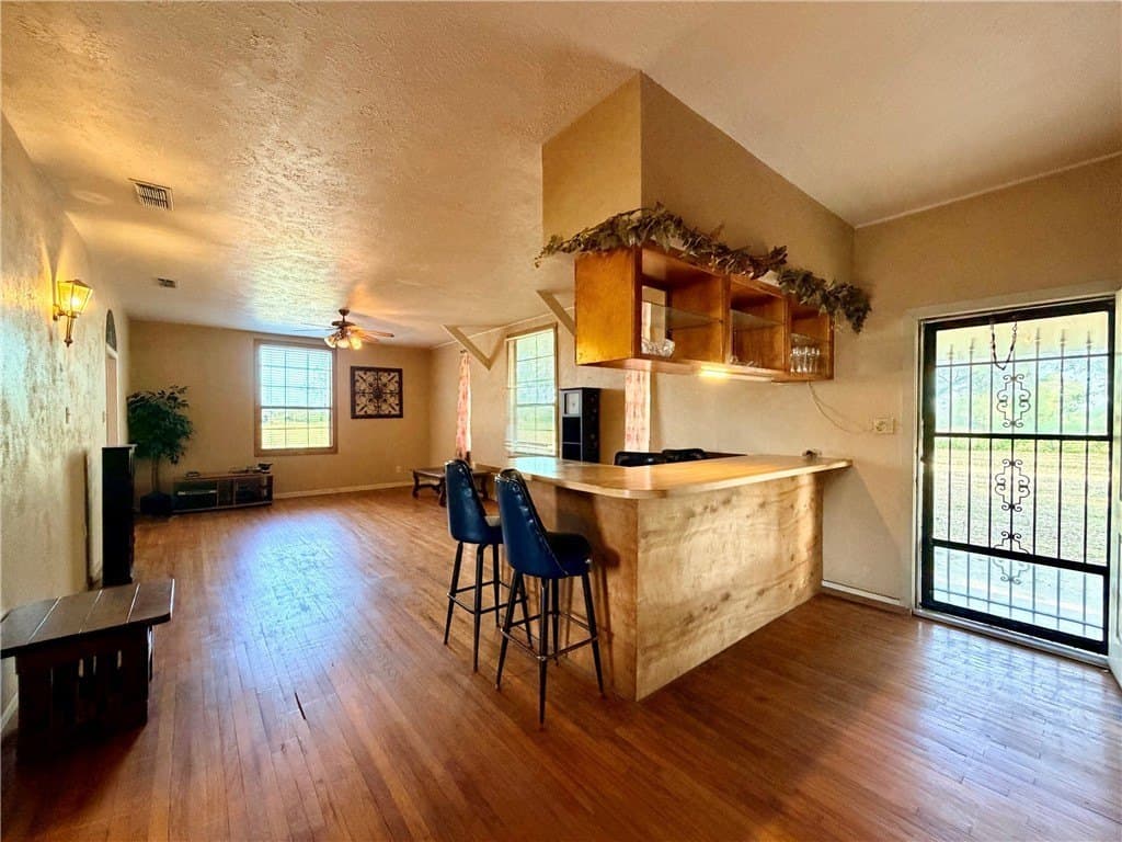 20.01 acres in Kleberg County gallery image 2