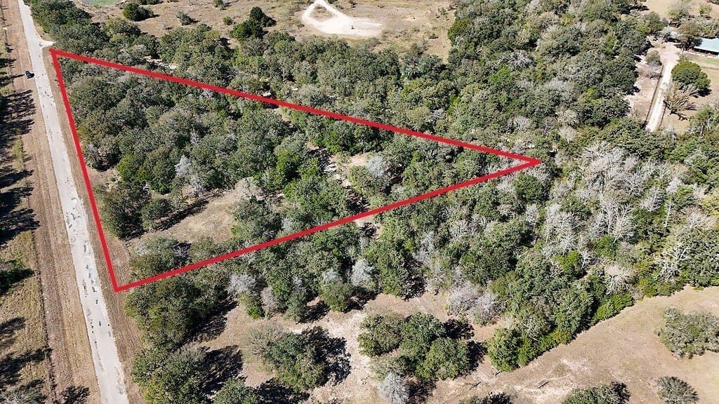 3.65 acres in Lee County gallery image 3