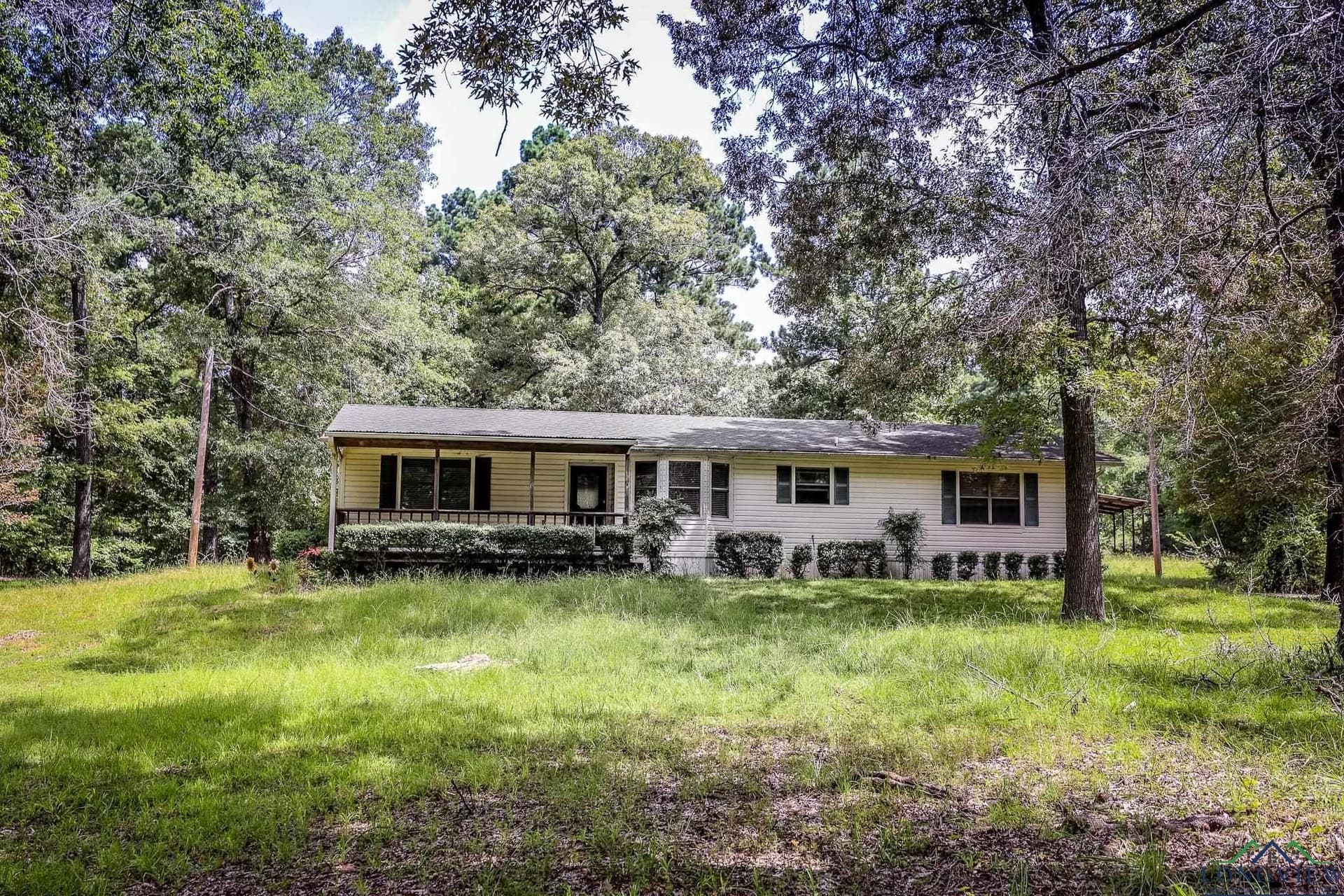 44.27 acres in Upshur County