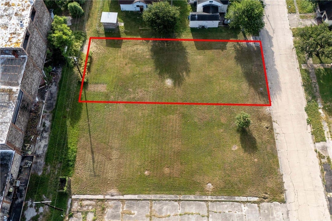 0.24 acres in Kleberg County gallery image 4