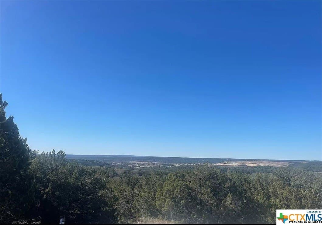 0.37 acres in Travis County gallery image 2