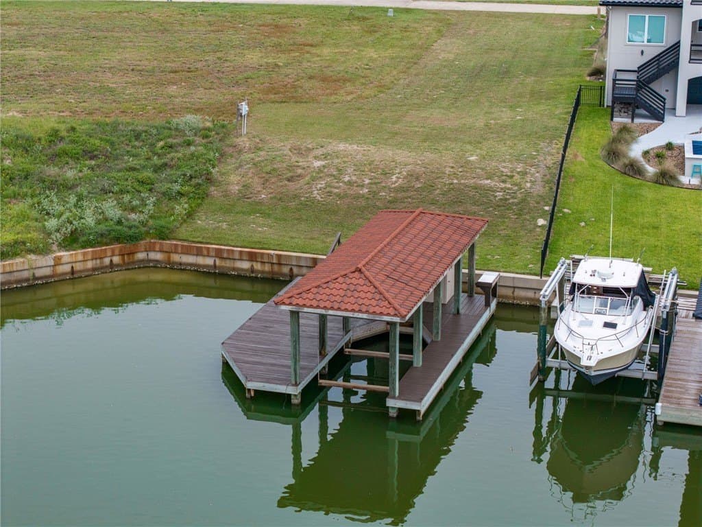 0.27 acres in Calhoun County - photo 4