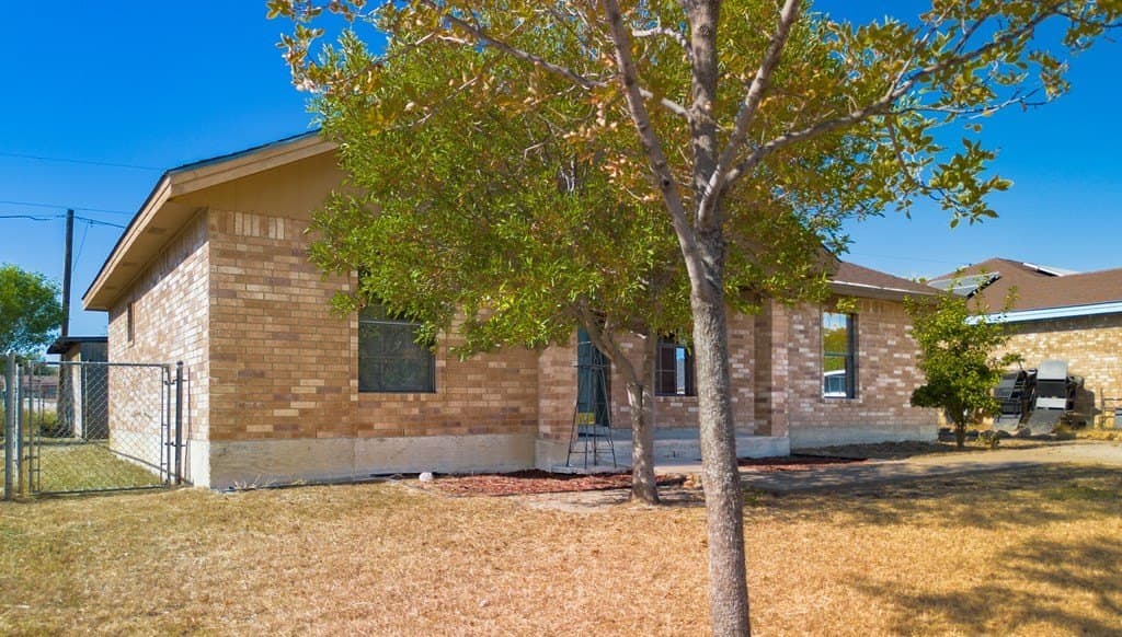 6,670 acres in Maverick County gallery image 3