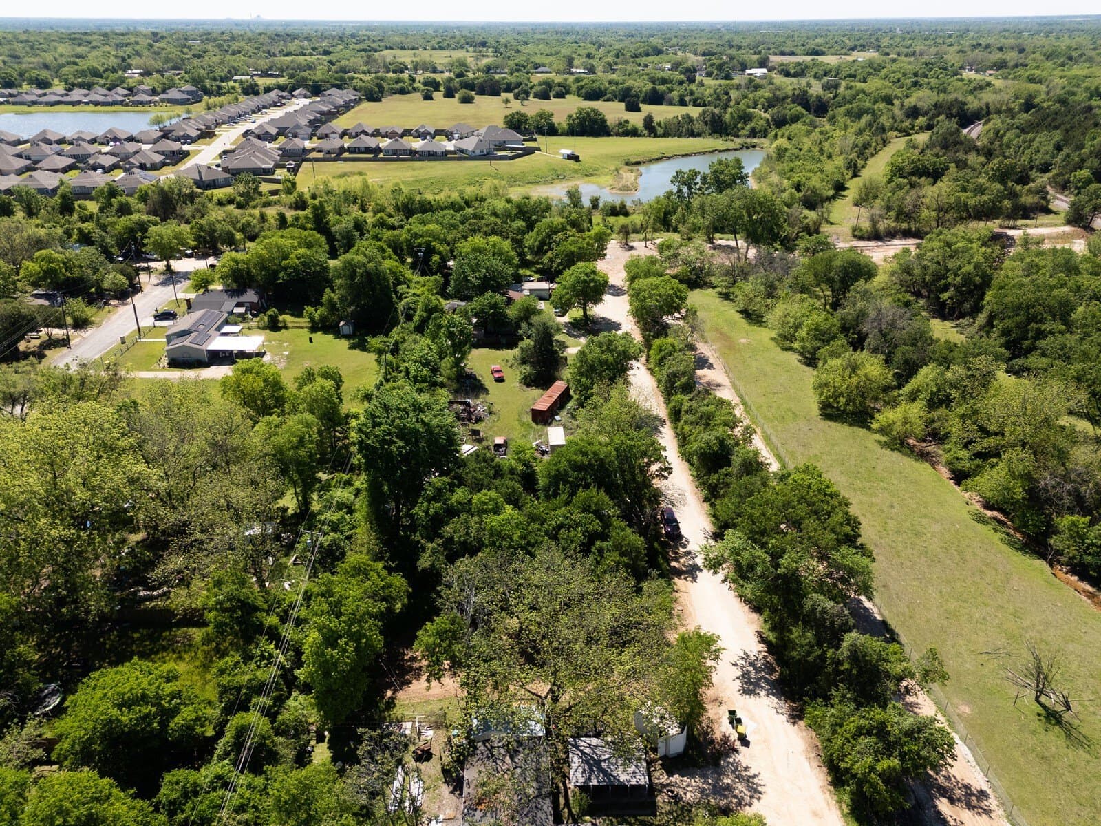 0.37 acres in McLennan County - photo 5