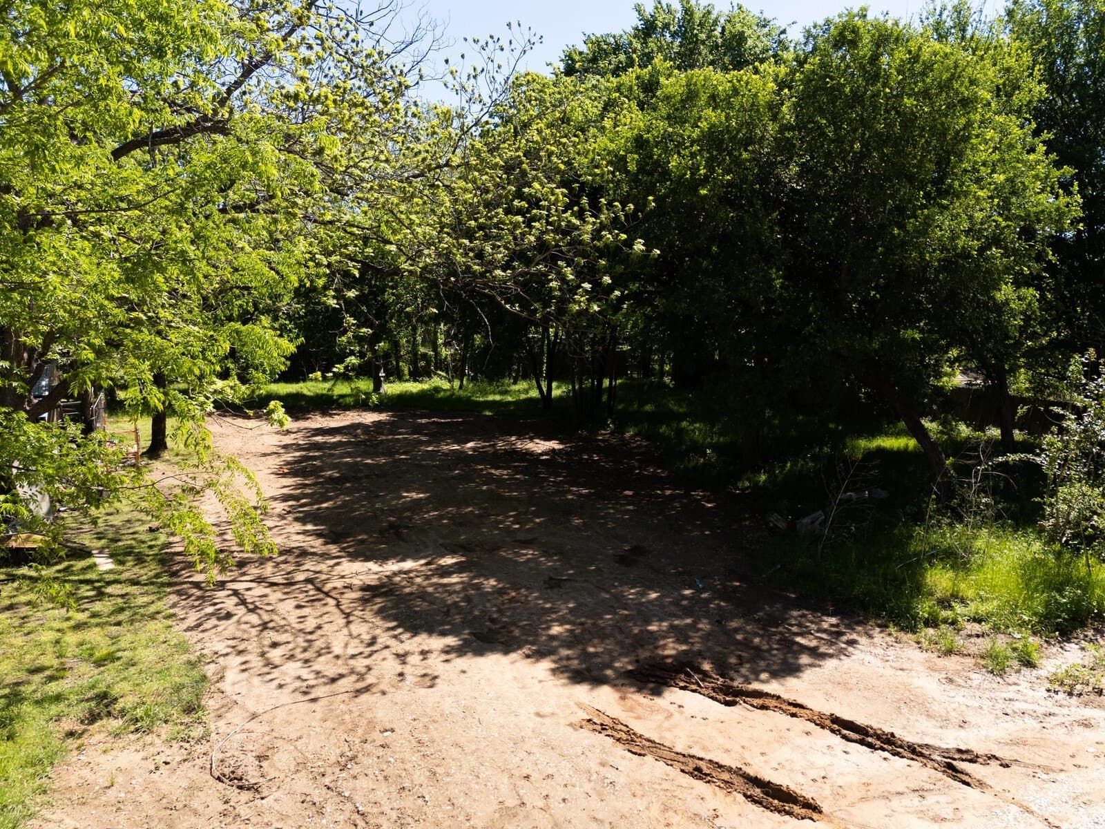 0.37 acres in McLennan County - photo 8
