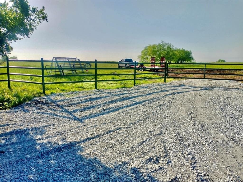 10 acres in Limestone County gallery image 4