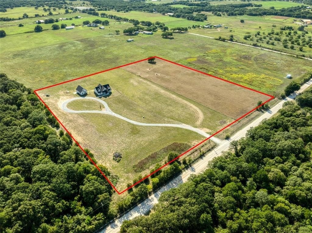 12 acres in Montague County gallery image 3