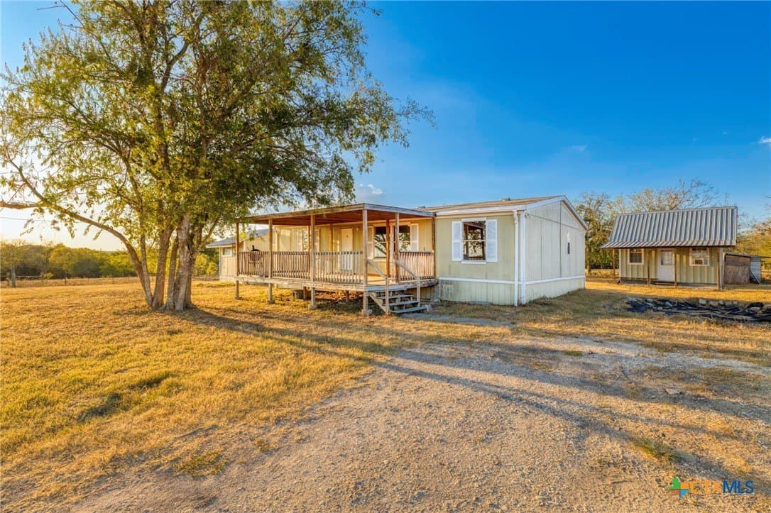 17 acres in Caldwell County