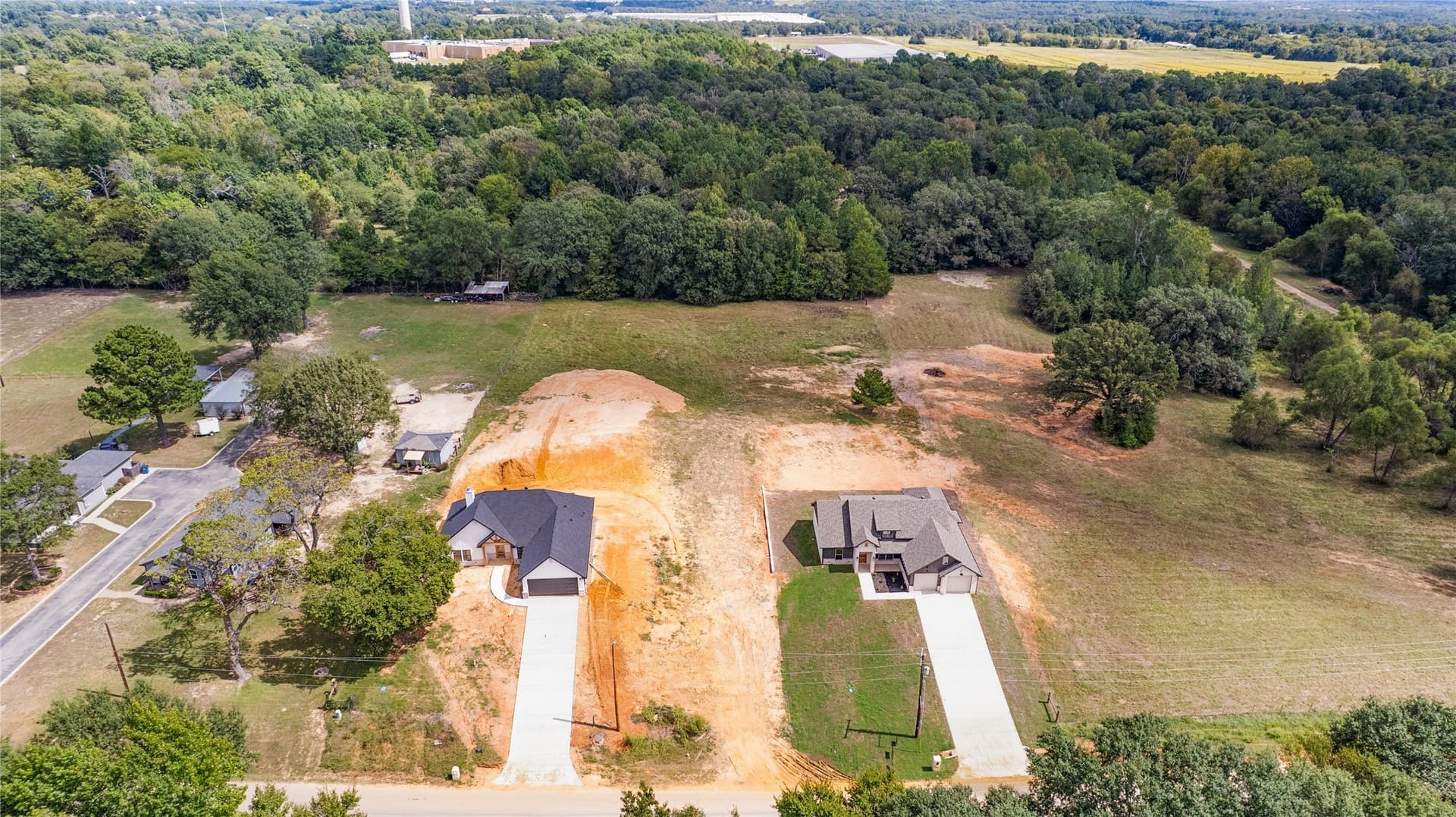 0.52 acres in Smith County - photo 4