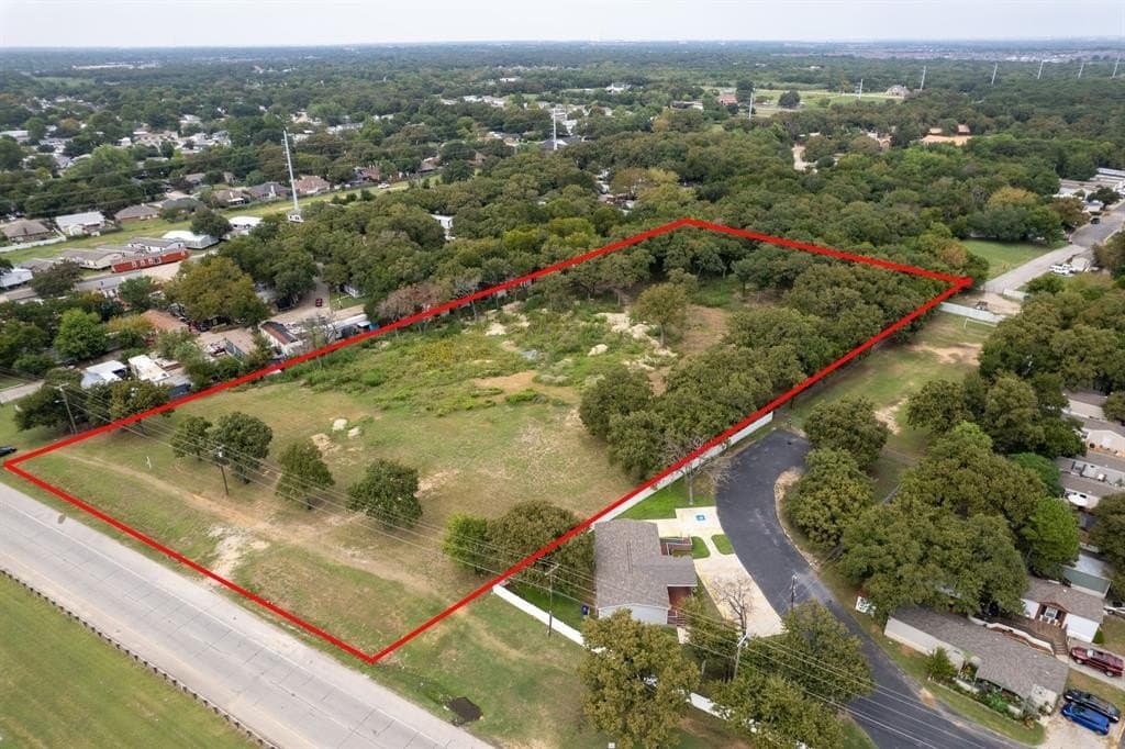4.8 acres in Dallas County gallery image 4