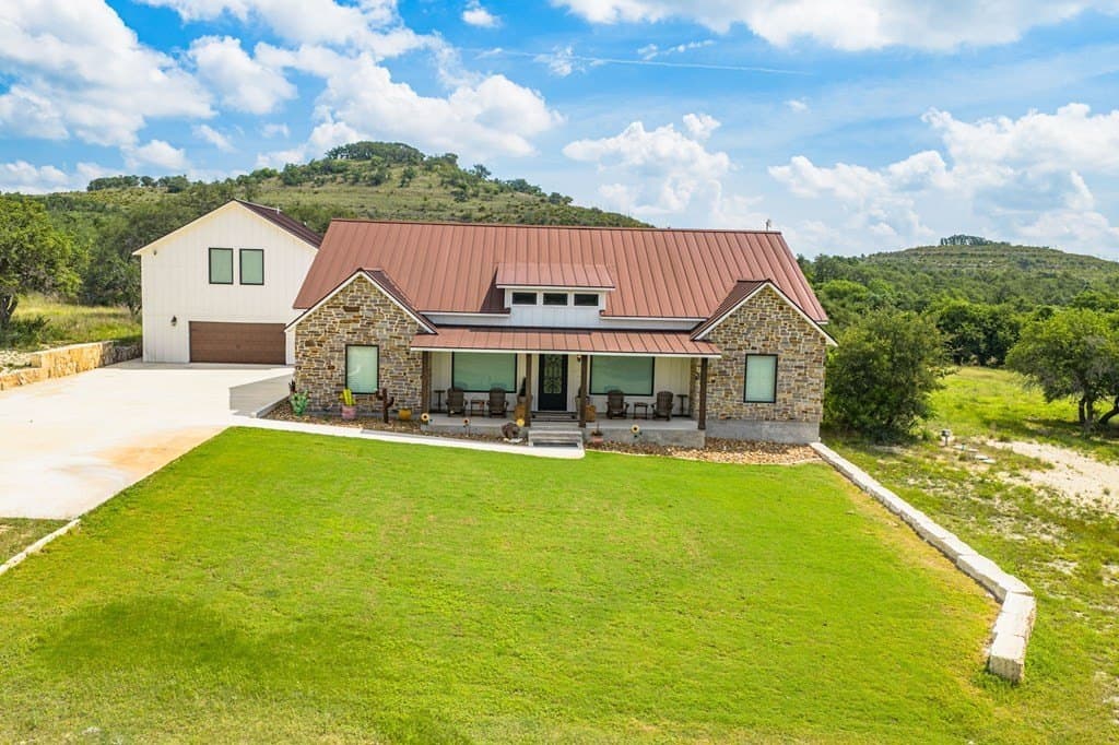26.36 acres in Blanco County gallery image 3