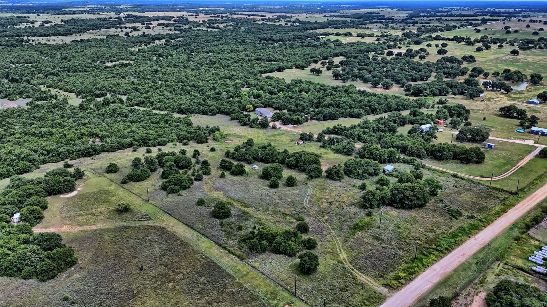 15 acres in Montague County - photo 4