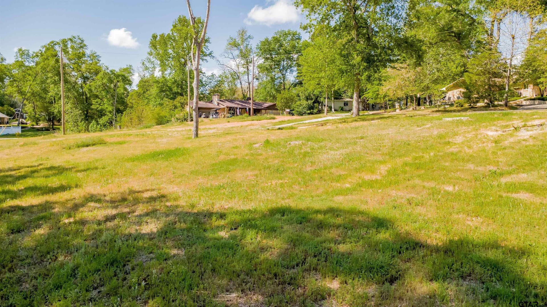 0.52 acres in Smith County - photo 25