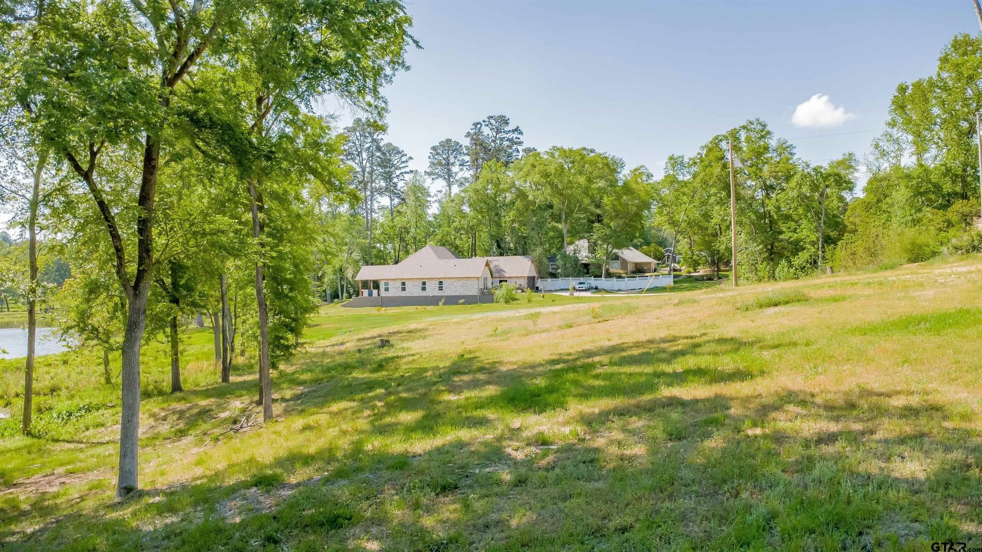 0.52 acres in Smith County - photo 22