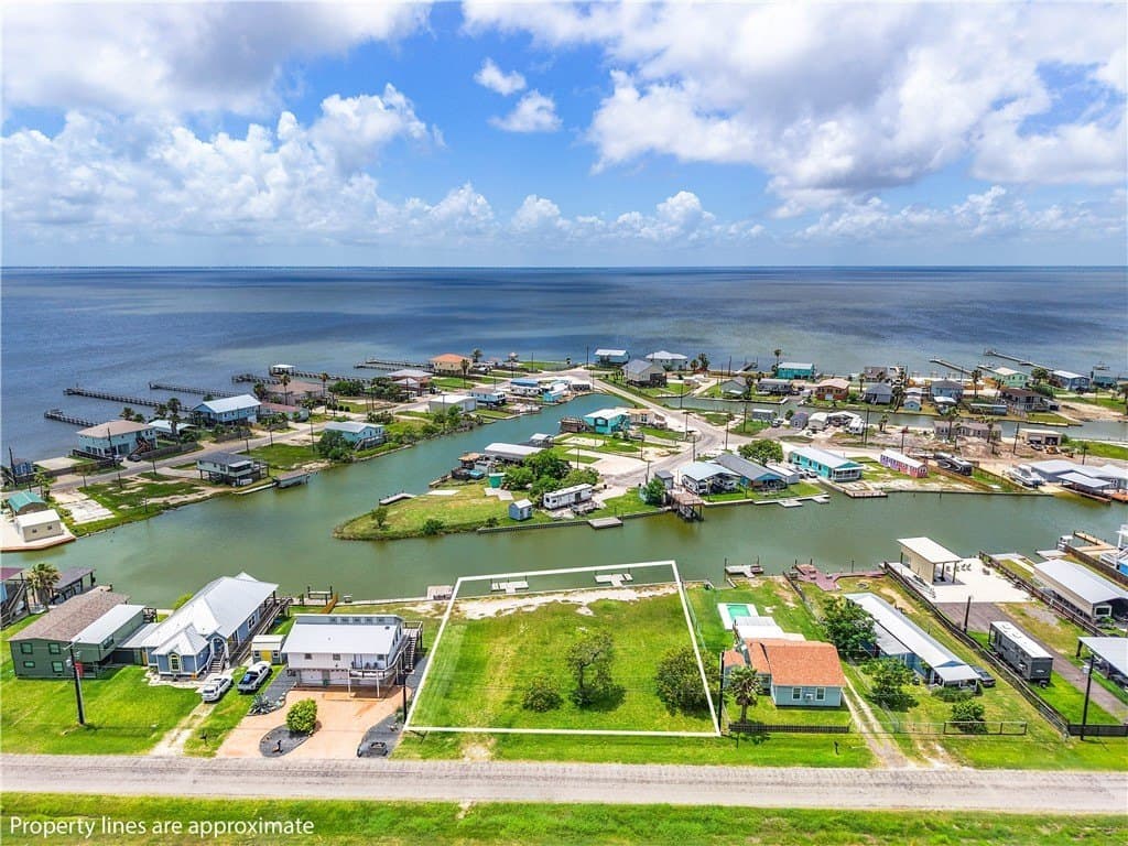 0.35 acres in Aransas County