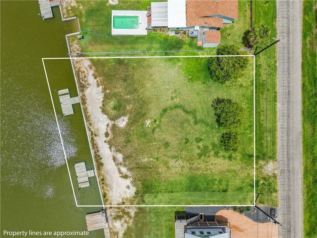 0.35 acres in Aransas County gallery image 4