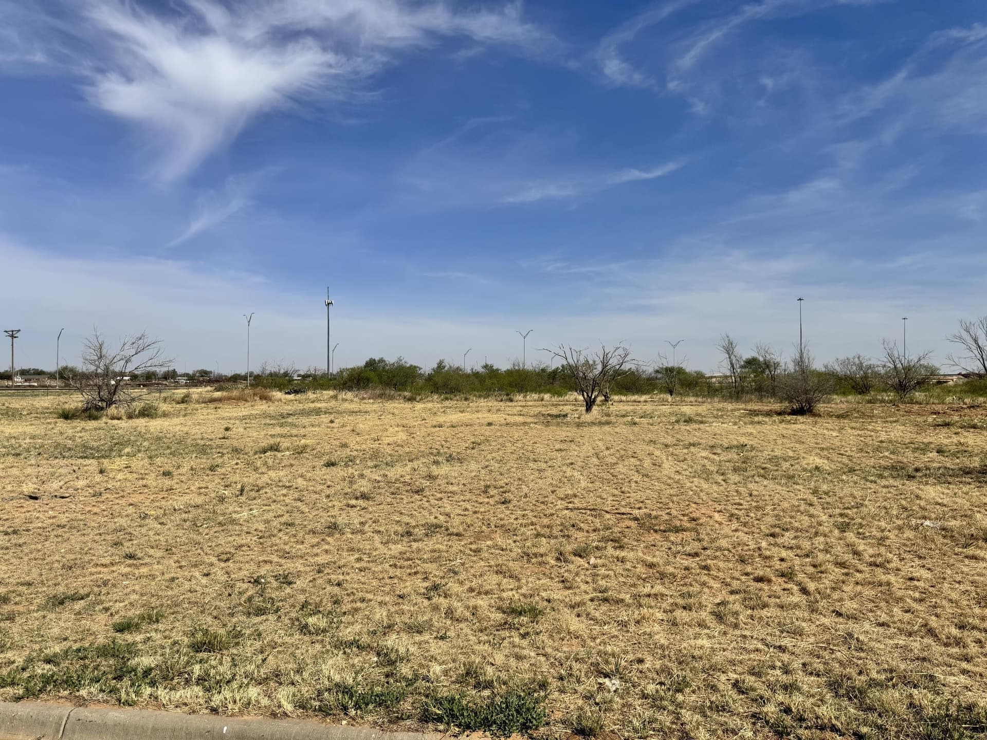 1.9 acres in Lubbock County gallery image 2