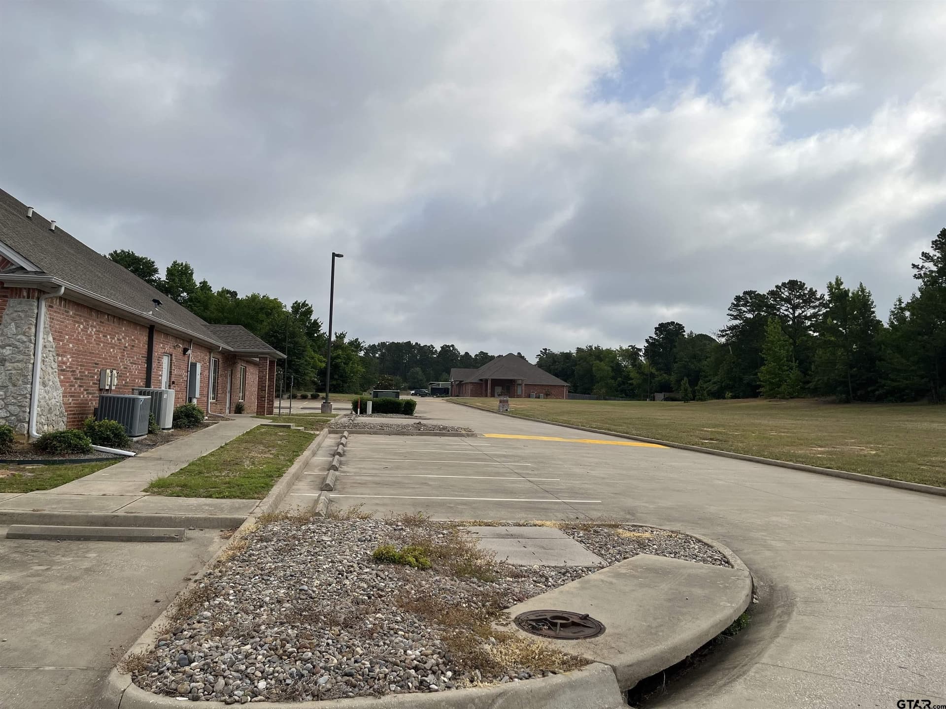 10.02 acres in Smith County gallery image 3