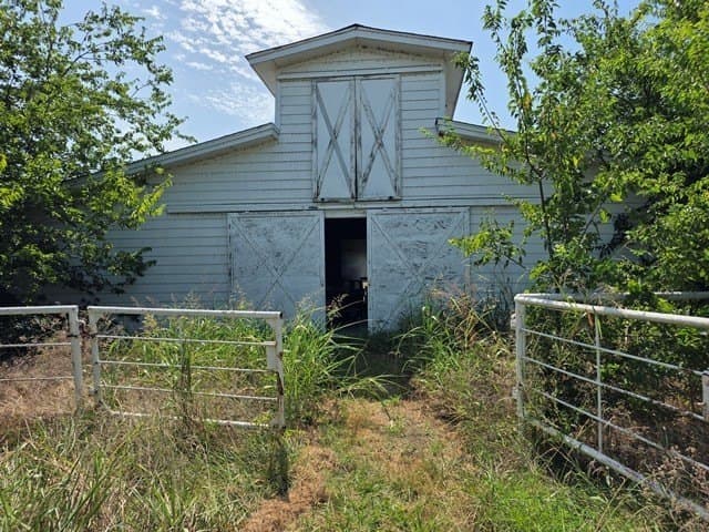 5 acres in Collin County gallery image 3