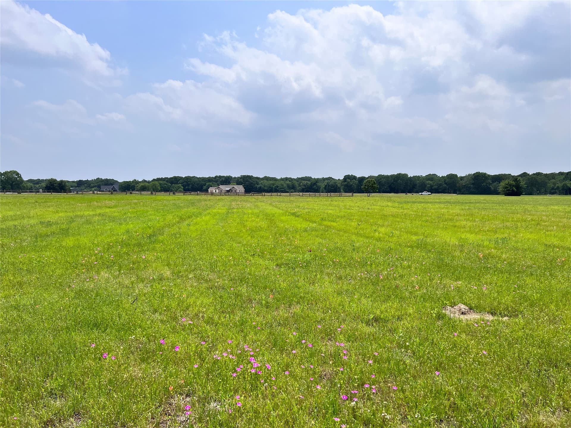 1.02 acres in Navarro County - photo 8