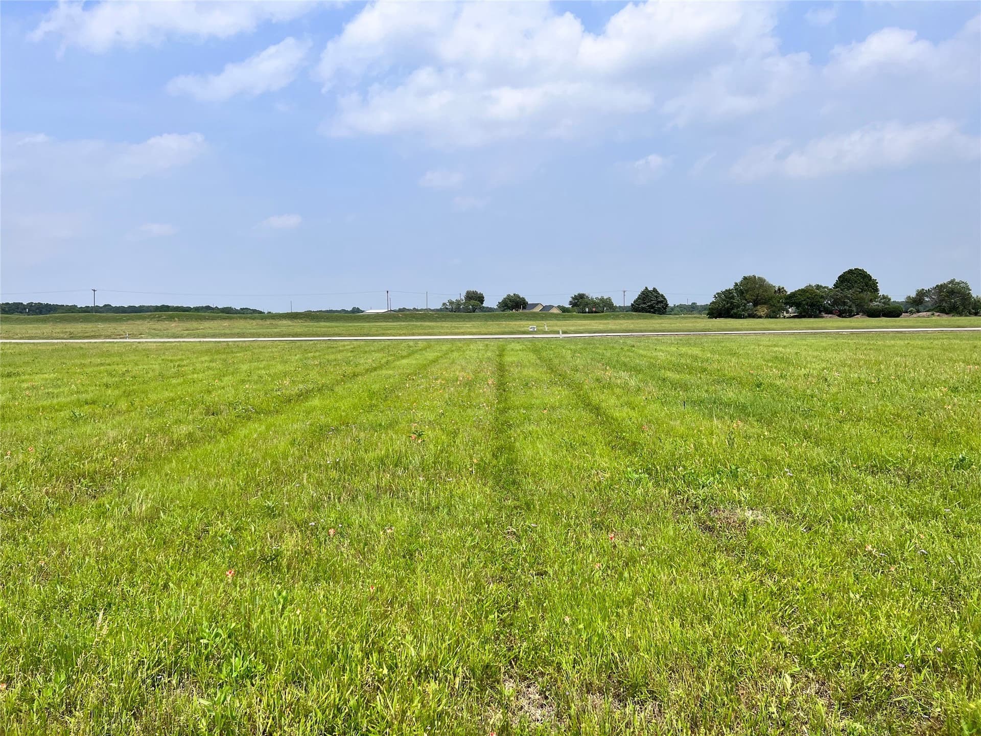 1.02 acres in Navarro County - photo 15