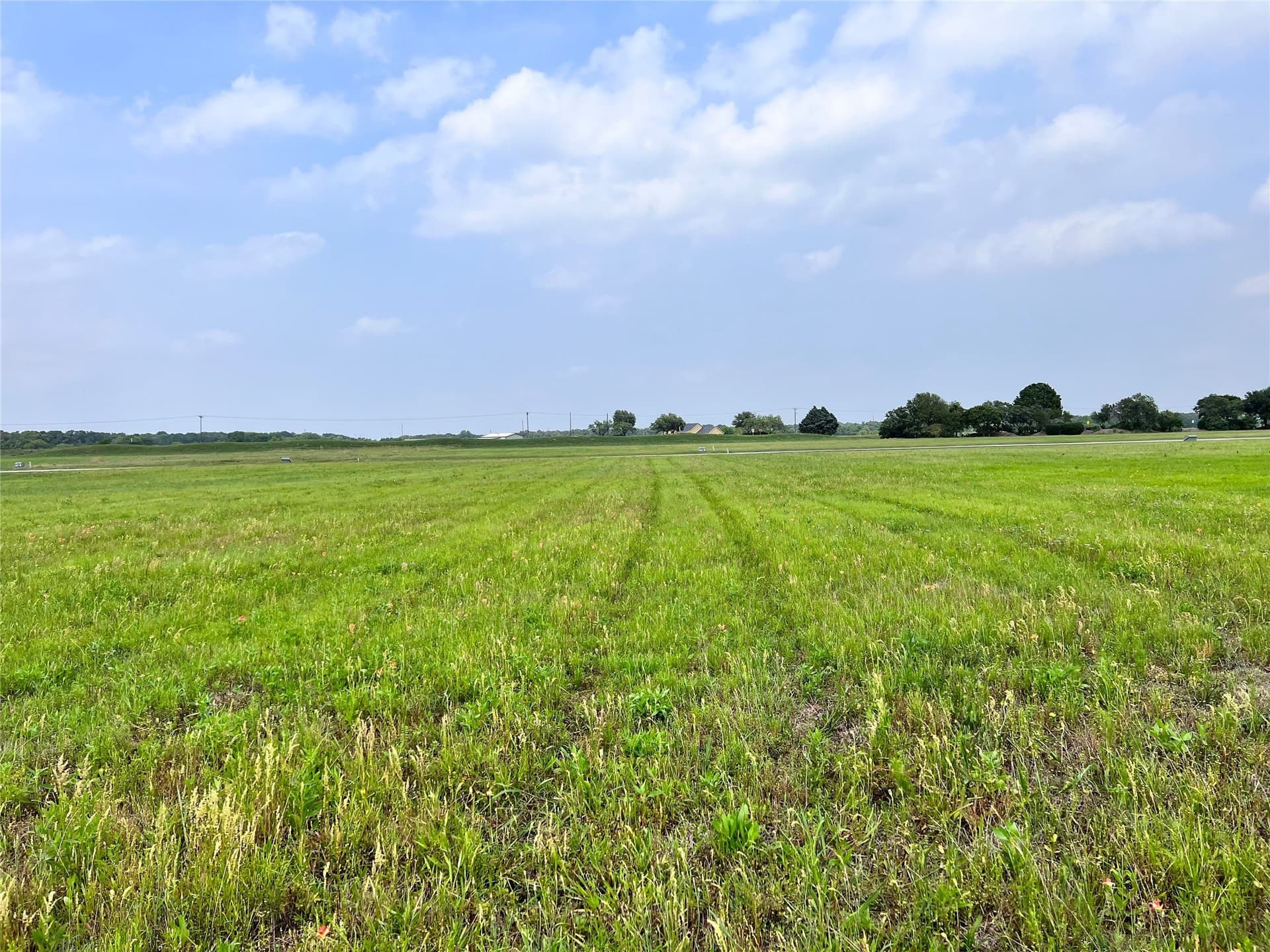 1.02 acres in Navarro County - photo 20