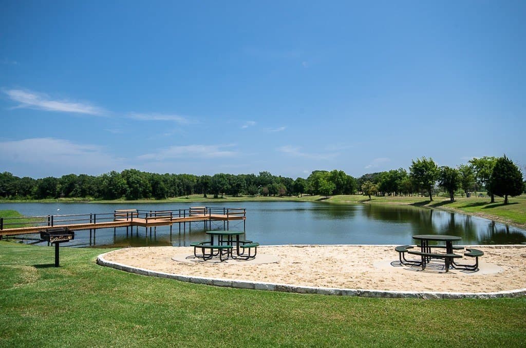 1.02 acres in Navarro County - photo 38