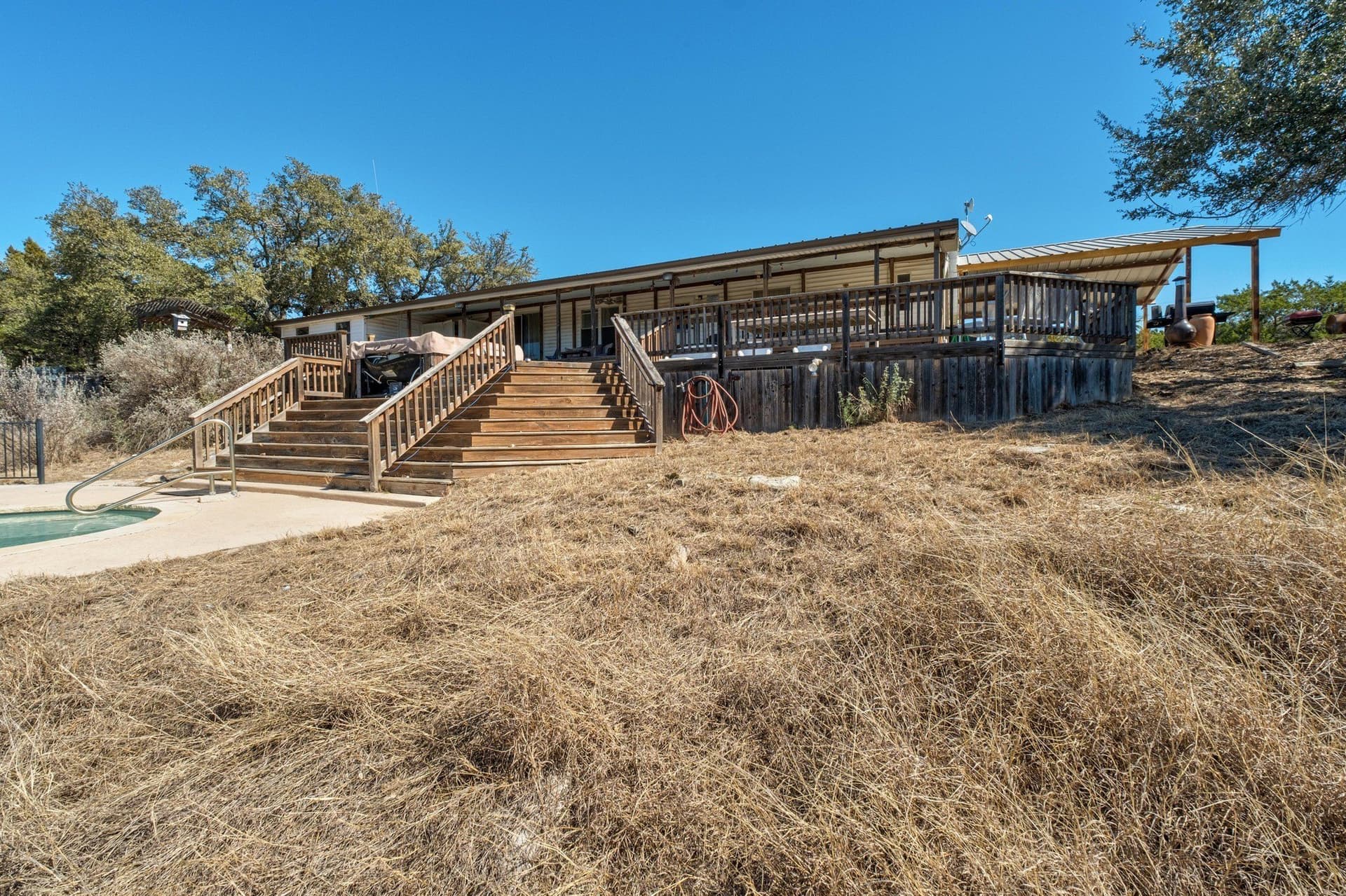 10 acres in Hays County - photo 8