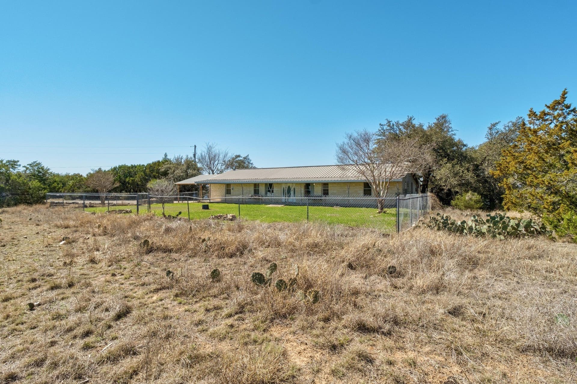 10 acres in Hays County - photo 7