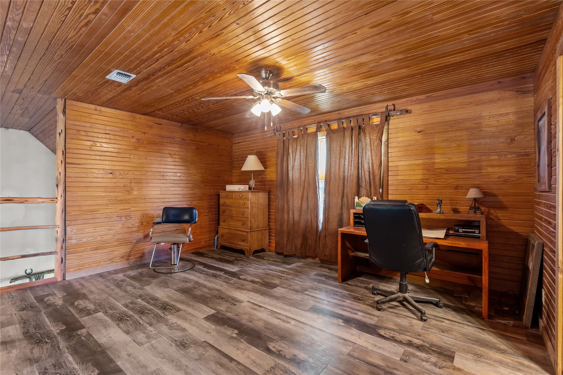 10.01 acres in Wise County - photo 15