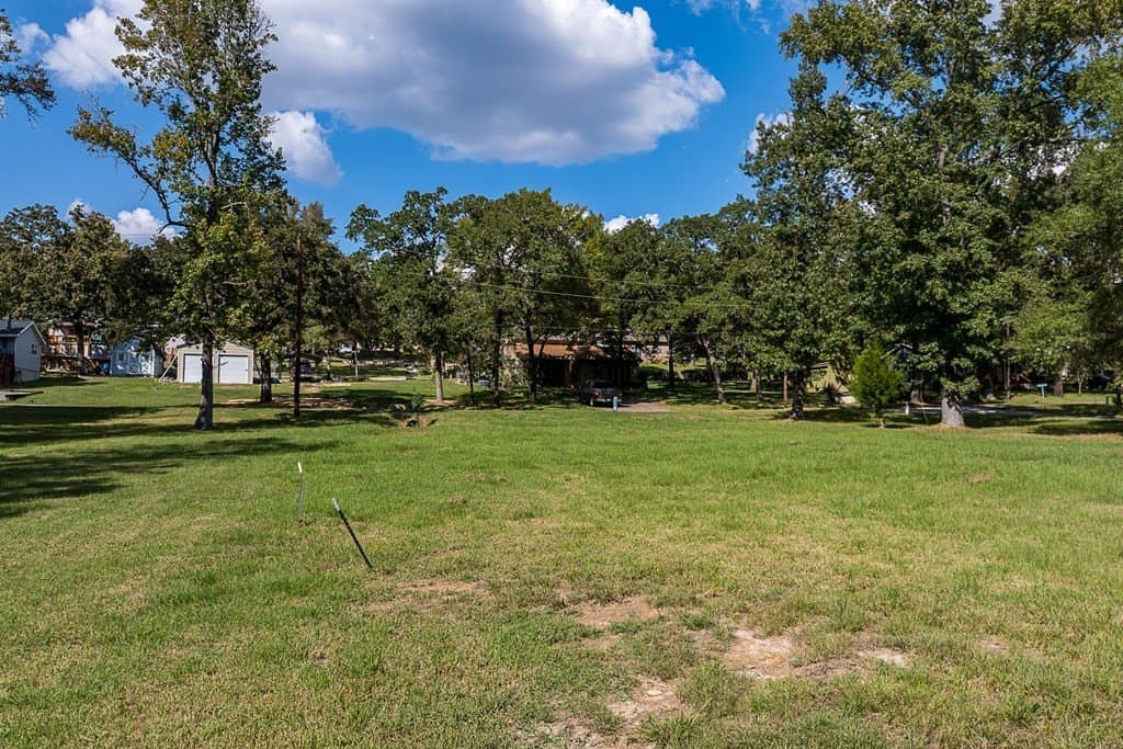 0.77 acres in Henderson County - photo 12