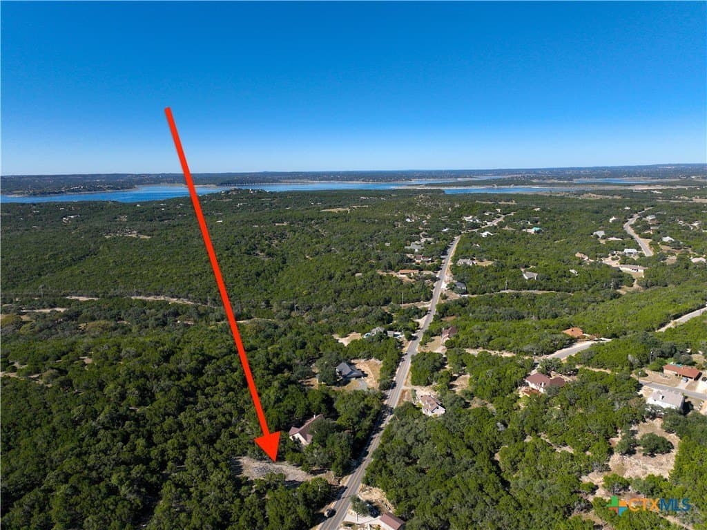 0.82 acres in Comal County - photo 5