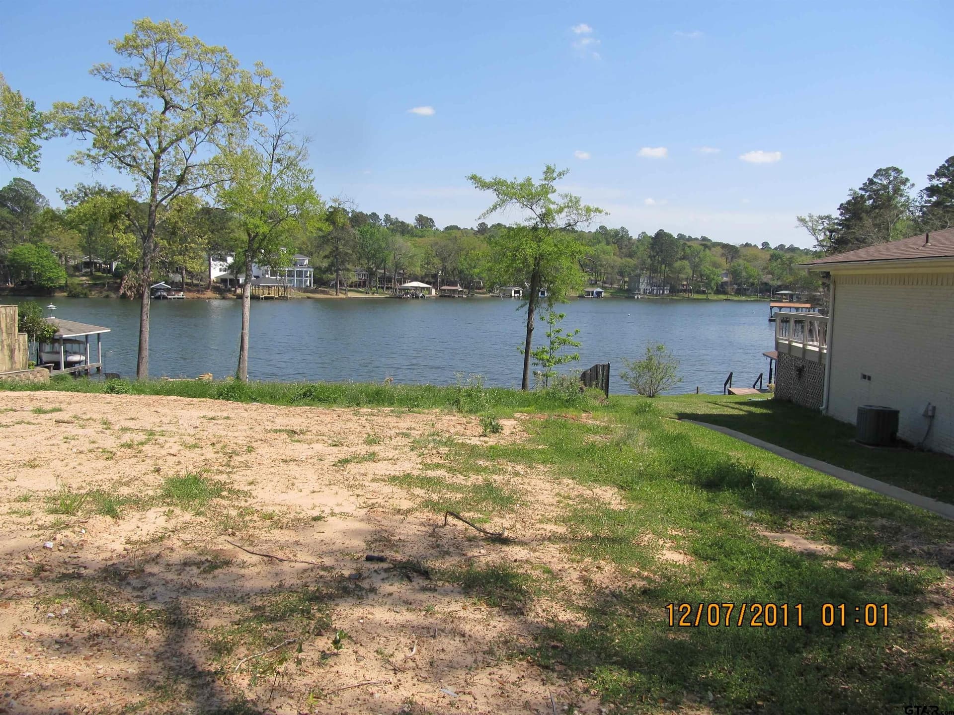0.26 acres in Smith County - photo 6