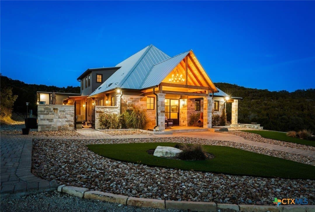 10.62 acres in Travis County - photo 30