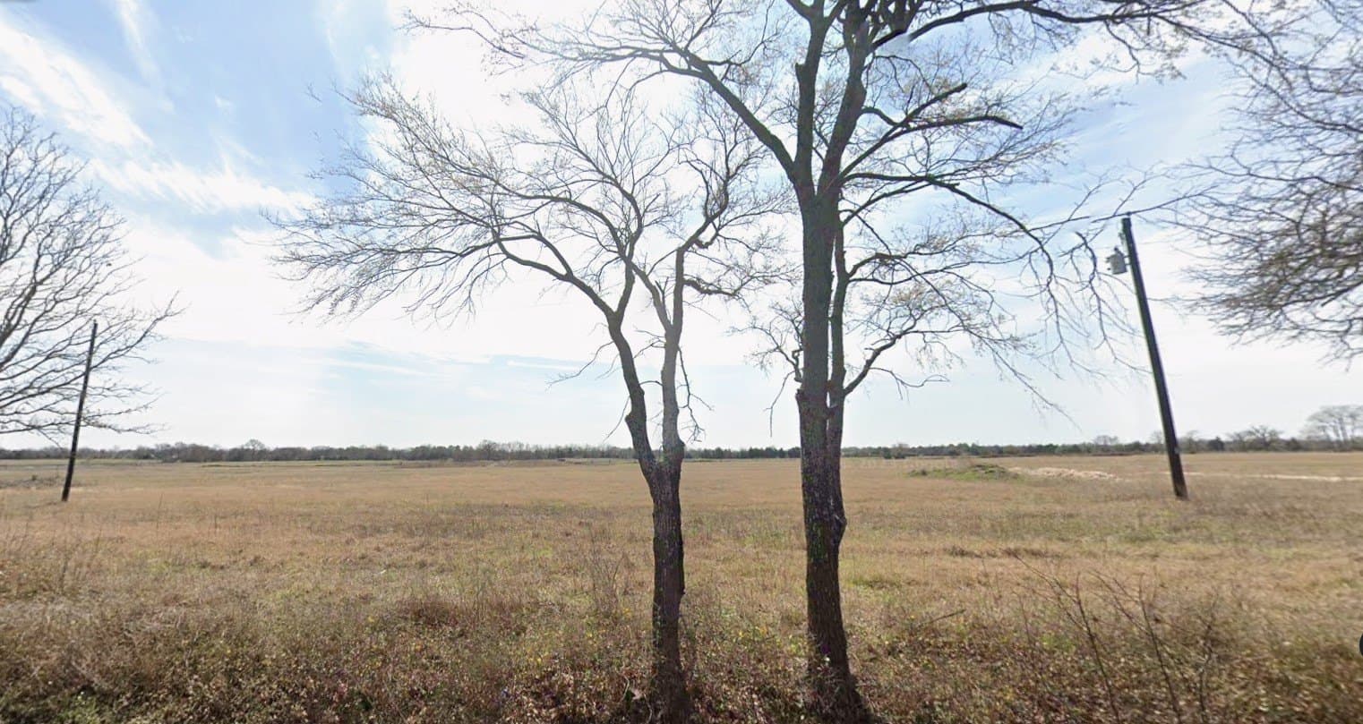 1.5 acres in Hunt County
