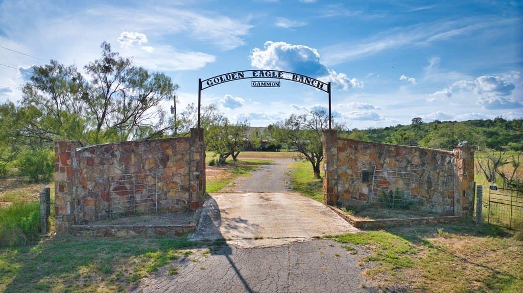 379.67 acres in San Saba County gallery image 3