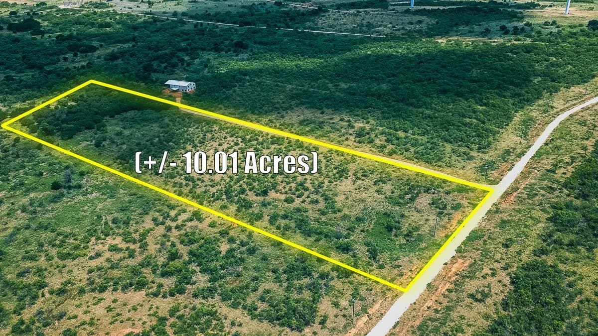 10.01 acres in Clay County