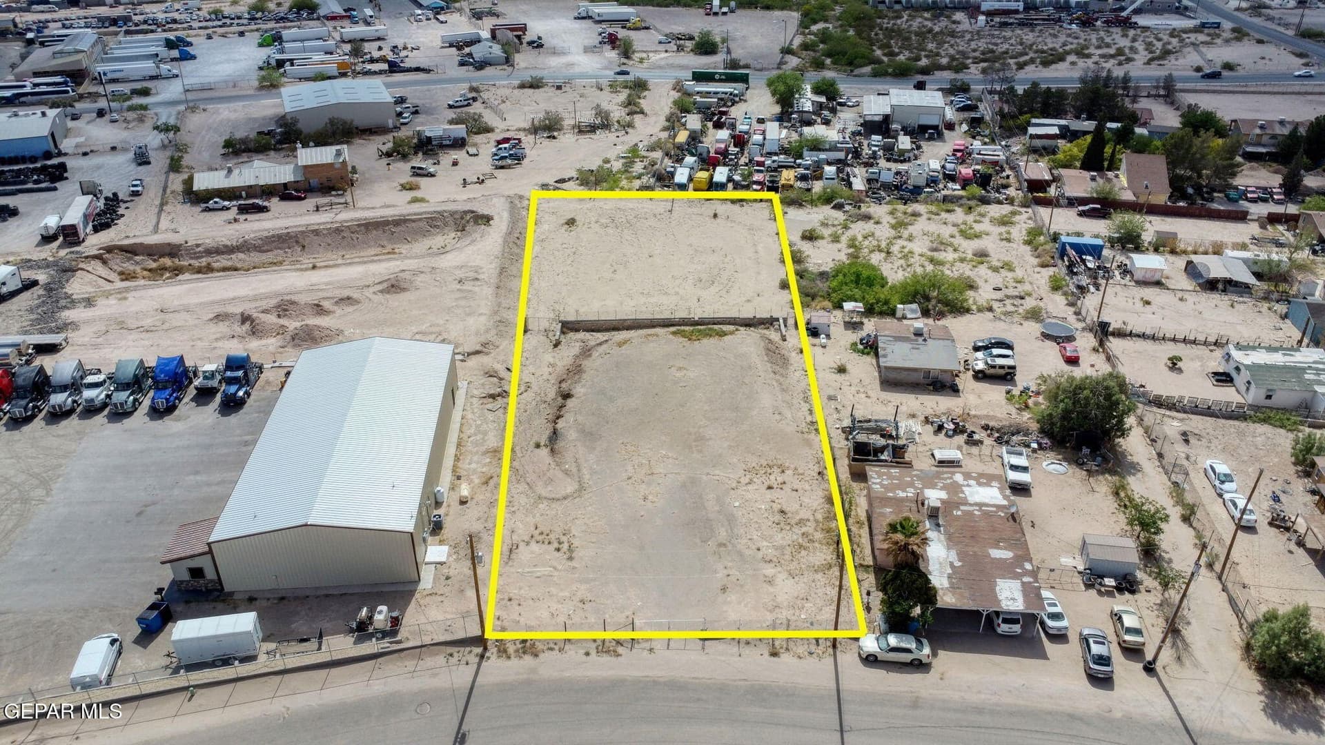 1 acres in El Paso County gallery image 4